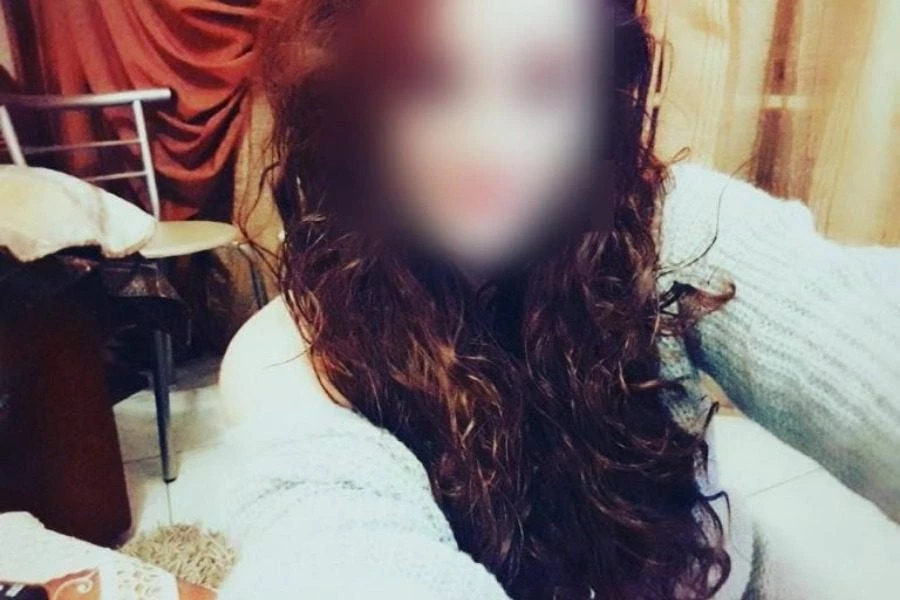 Καταρρέει η 22χρονη παιδοκτόνος: «Τώρα καταλαβαίνει τι έκανε» [vid]